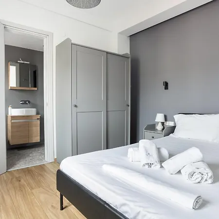 1 Apartment